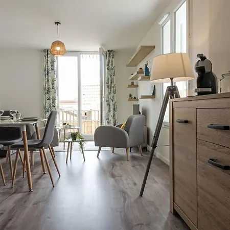 Cap Ocean-11 By Interhome