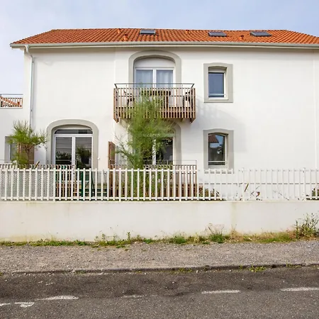 Cap Ocean-11 By Interhome