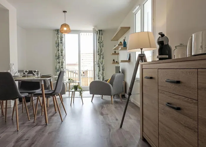 Cap Ocean-11 By Interhome