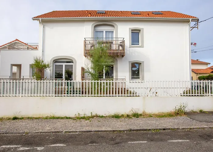 Cap Ocean-11 By Interhome